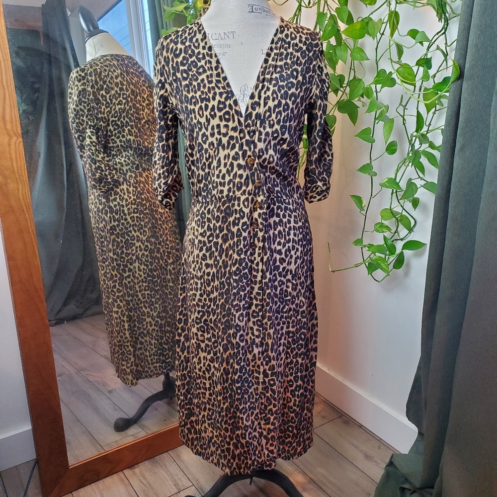 FAITHFUL THE BRAND | Anne Marie Leopard Midi Ruched Sleeves Dress (Size M) - Picture 13 of 13